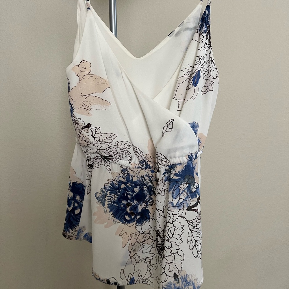Aritzia Babaton Floral Camisole - White and Blue - Picture 3 of 7
